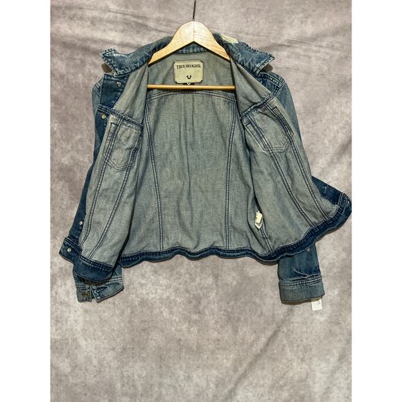 True Religion Gigi Trucker Distressed Denim Jean Jacket size Women's S - Picture 3 of 6